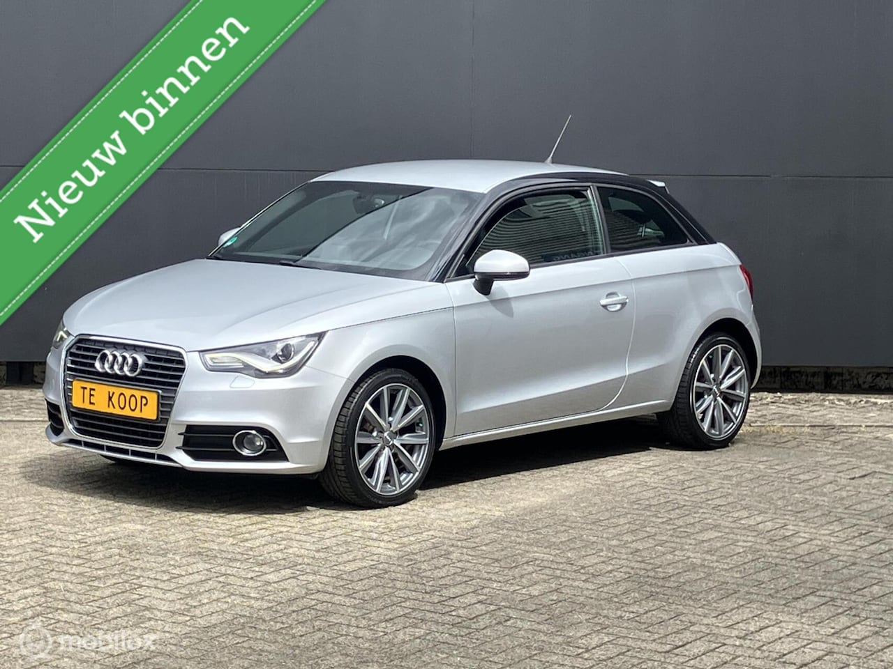 Audi A1 - 1.2 TFSI Attraction Pro Line Business Key-less Xenon - AutoWereld.nl