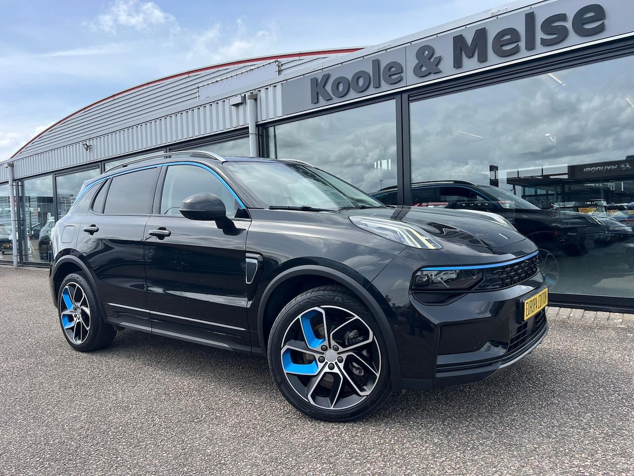 Lynk & Co 01 - 1.5 261pk PHEV 7DCTH , PANODAK , ADAPTIVE CC , CARPLAY - AutoWereld.nl