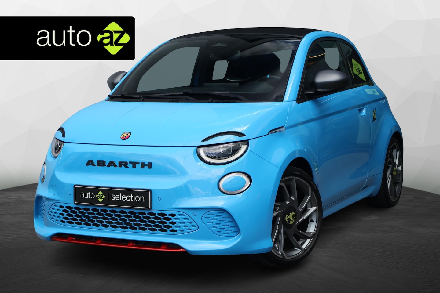 Fiat 500 Abarth - 500C Turismo 42 kWh / Carplay / Camera / Dodehoek - AutoWereld.nl