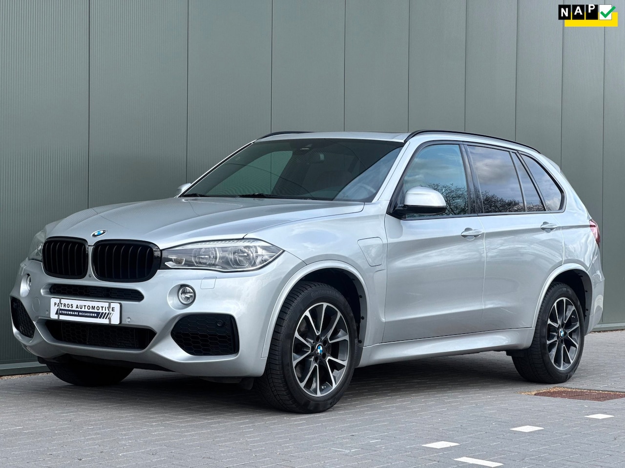 BMW X5 - XDrive40e M Sport High Executive | PANO | HUD | 360° CAMERA | HARMAN KARDON | ACC | TREKHA - AutoWereld.nl