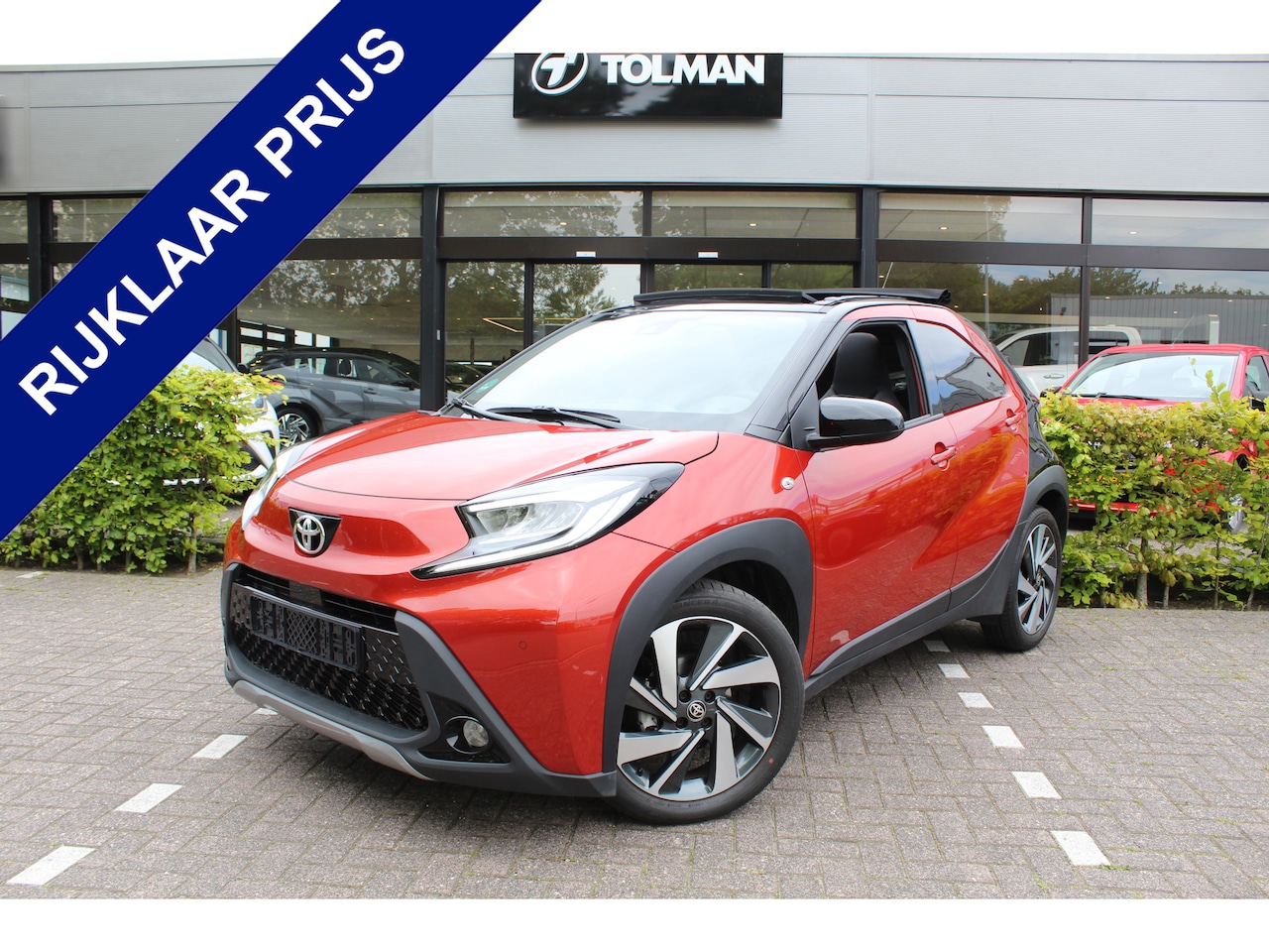 Toyota Aygo X - 1.0 VVT-i S-CVT Premium Cabrio | Rijklaar | Keyless | Stoelverw. | Sensoren v+a | Apple/An - AutoWereld.nl