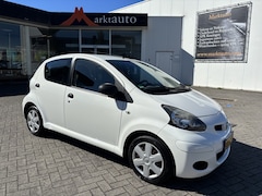 Toyota Aygo - 1.0-12V Now met Nieuwe APK