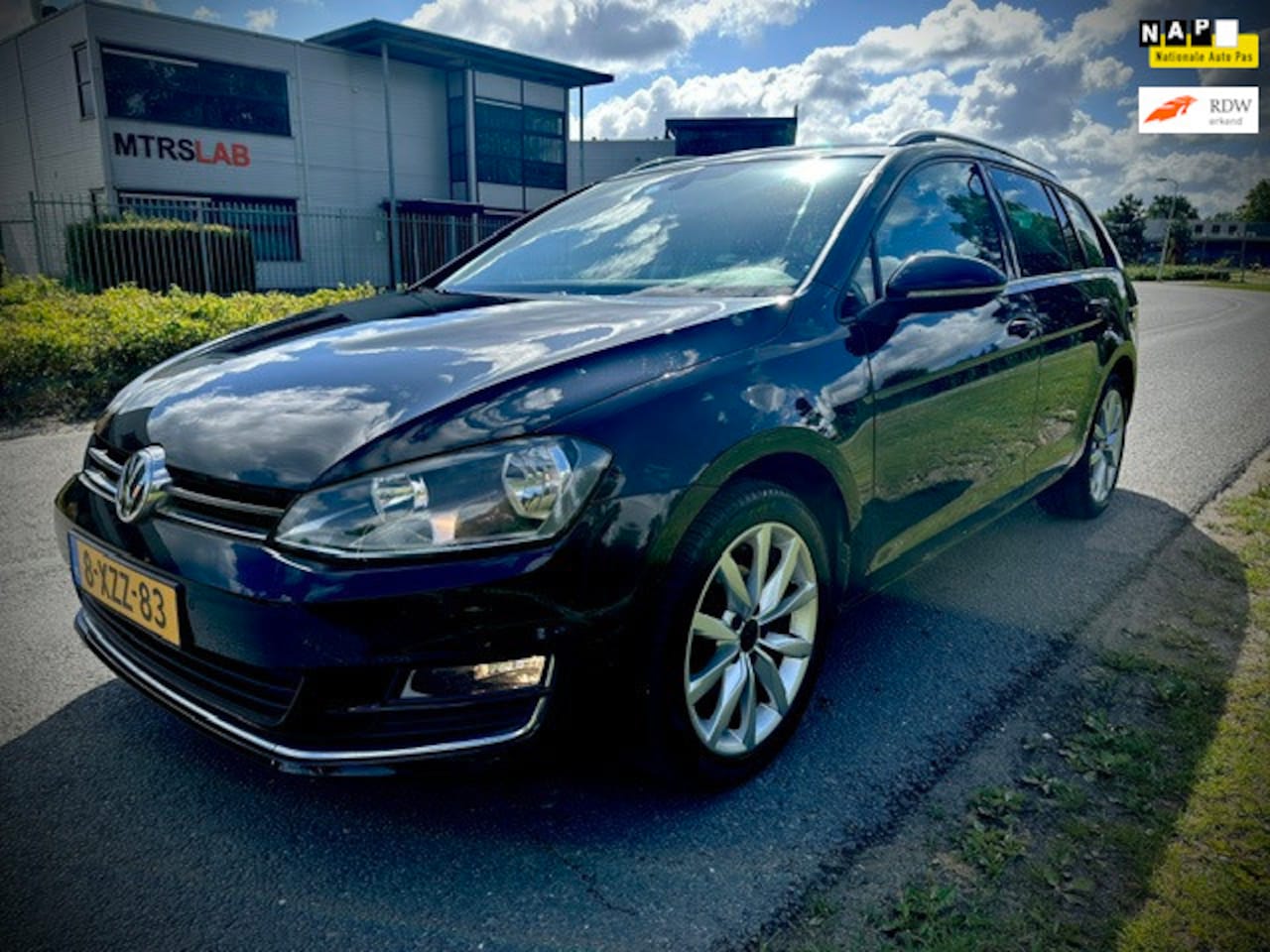 Volkswagen Golf Variant - 1.2 TSI Business Edition 1.2 TSI Business Edition, automaat, leer, navi, massagestoel - AutoWereld.nl
