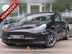 Tesla Model 3 - Standard Plus RWD 60 kWh 238pk | Trekhaak | Camera | 1e eigenaar | Navi I ACC