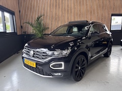 Volkswagen T-Roc - 2.0 TSI 4Motion KEYLESS/PANORAMADAK/BEATS AUDIO
