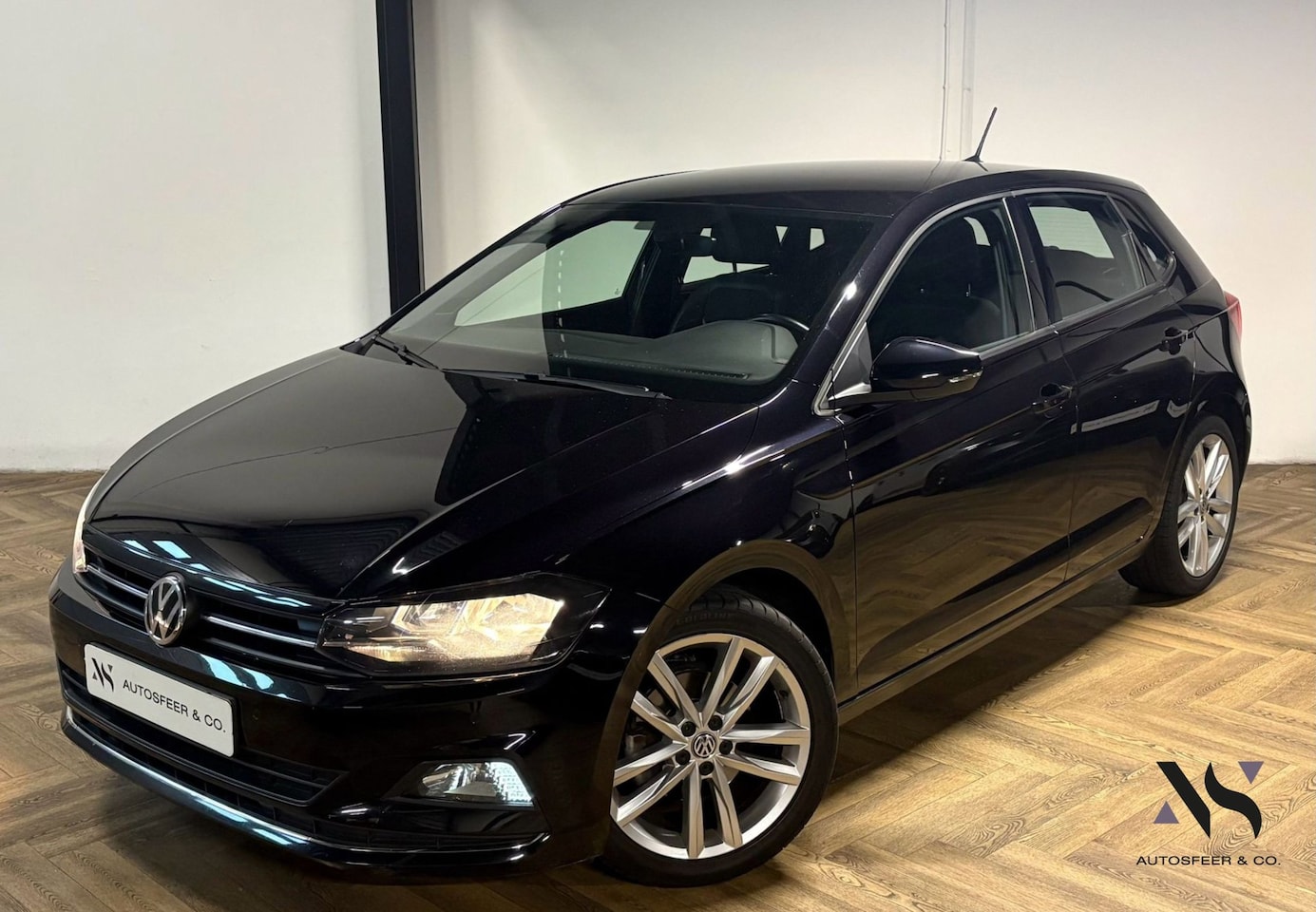Volkswagen Polo - 1.0 TSI Highline PDC CARPLAY - AutoWereld.nl