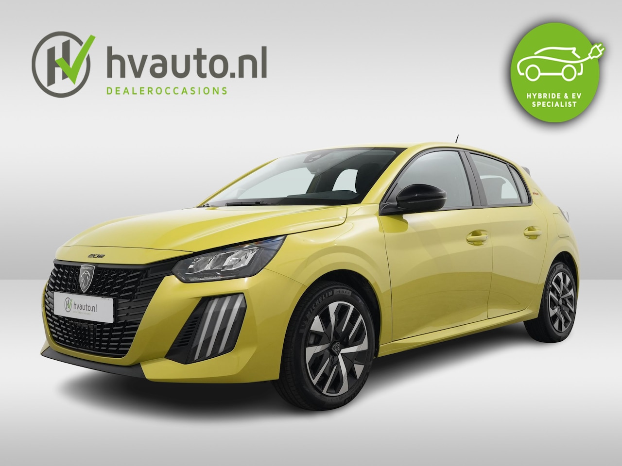 Peugeot 208 - 1.2 HYBRID 110PK E-DCS6 STYLE | Carplay | Cruise | PDC achter - AutoWereld.nl