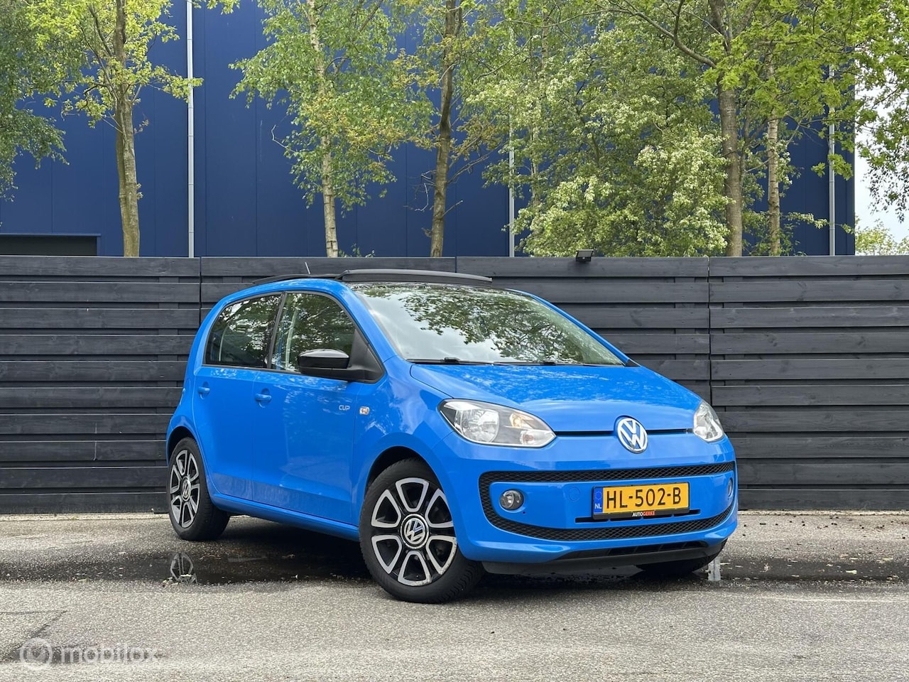 Volkswagen Up! - 1.0 CUP editie | Airco | Pano | Stoelverw | - AutoWereld.nl
