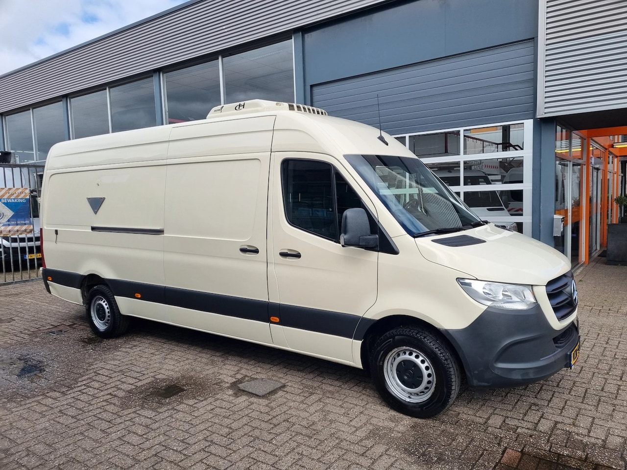 Mercedes-Benz Sprinter - 315 CDI Maxi Koelwagen Bitemp Konvekta +25C/-25C Laadklep - AutoWereld.nl