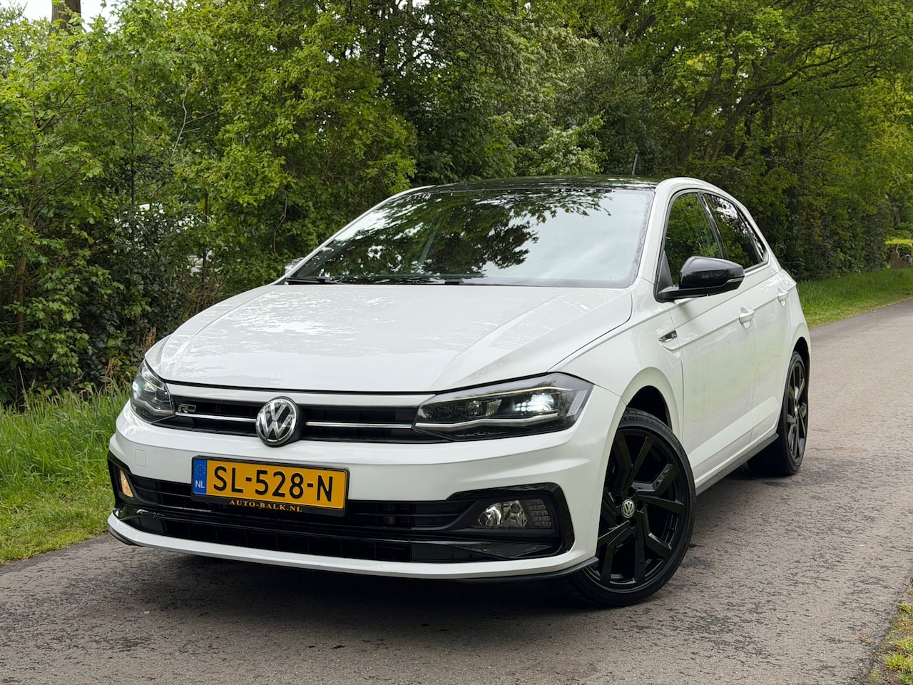 Volkswagen Polo - 1.0 TSI R-Line | Automaat + Virtual + Navi + Clima Nu € 15.950,-!!! - AutoWereld.nl