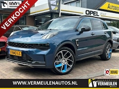 Lynk & Co 01 - 1.5 261PK Plug-in Hybrid Automaat + 20''/ Navi/ Clima/ Ad.Cruise/ Panorama/ Camera/ Full-L