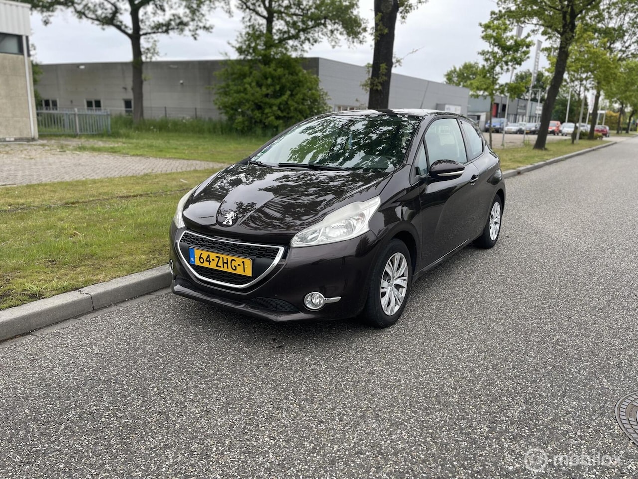 Peugeot 208 - 1.2 VTi Inruil Koopje! - AutoWereld.nl