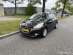 Peugeot 208 - 1.2 VTi Inruil Koopje