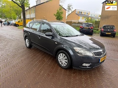 Kia Cee'd Sporty Wagon - Eerste eigenaar / 106.000 NAP / Camera / Mooie auto