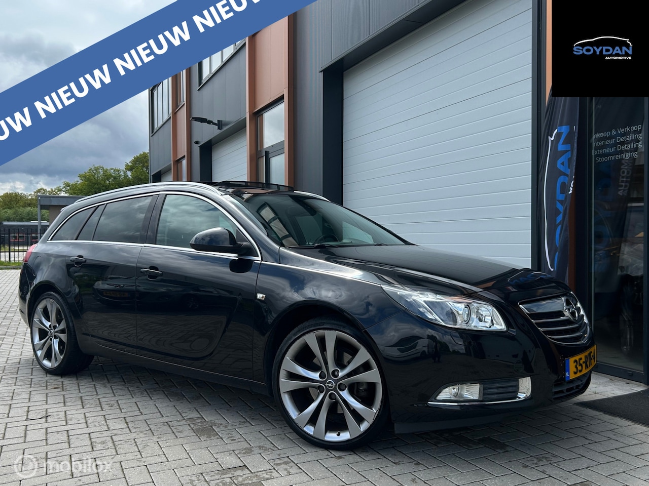 Opel Insignia Sports Tourer - 2.0 CDTI Sport | 2e EIGENAAR | AUTOMAAT | - AutoWereld.nl