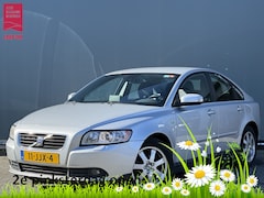 Volvo S40 - BJR 2009 1.6D 109 PK DRIVe Kinetic NAVI | CLIMA | CRUISE | LMV