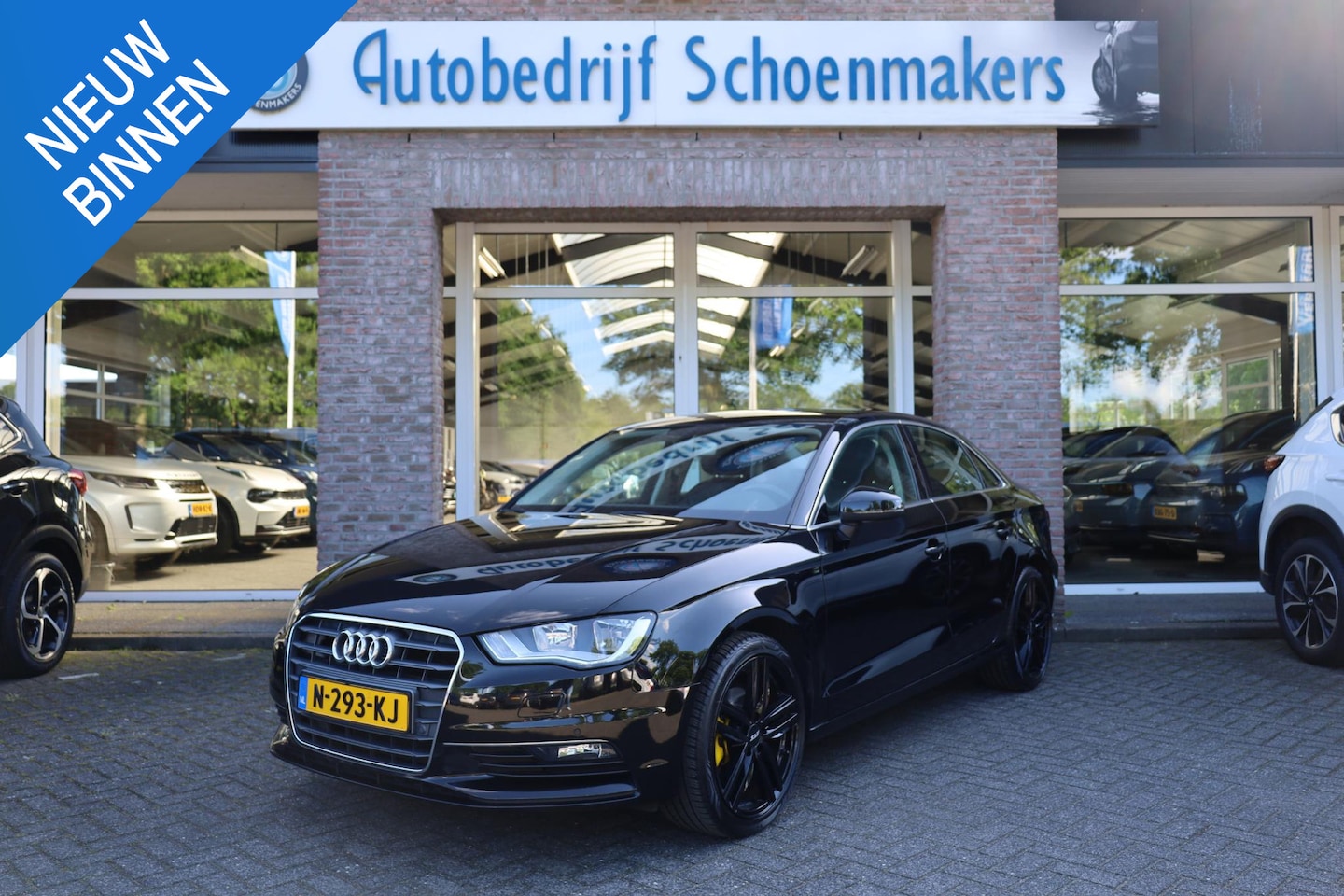 Audi A3 Limousine - 1.4 TFSI Ambition HALFLEER NAVI 2xPDC STOELVERWARMING CRUISE CLIMA ALL-SEASONS 18"LMV - AutoWereld.nl