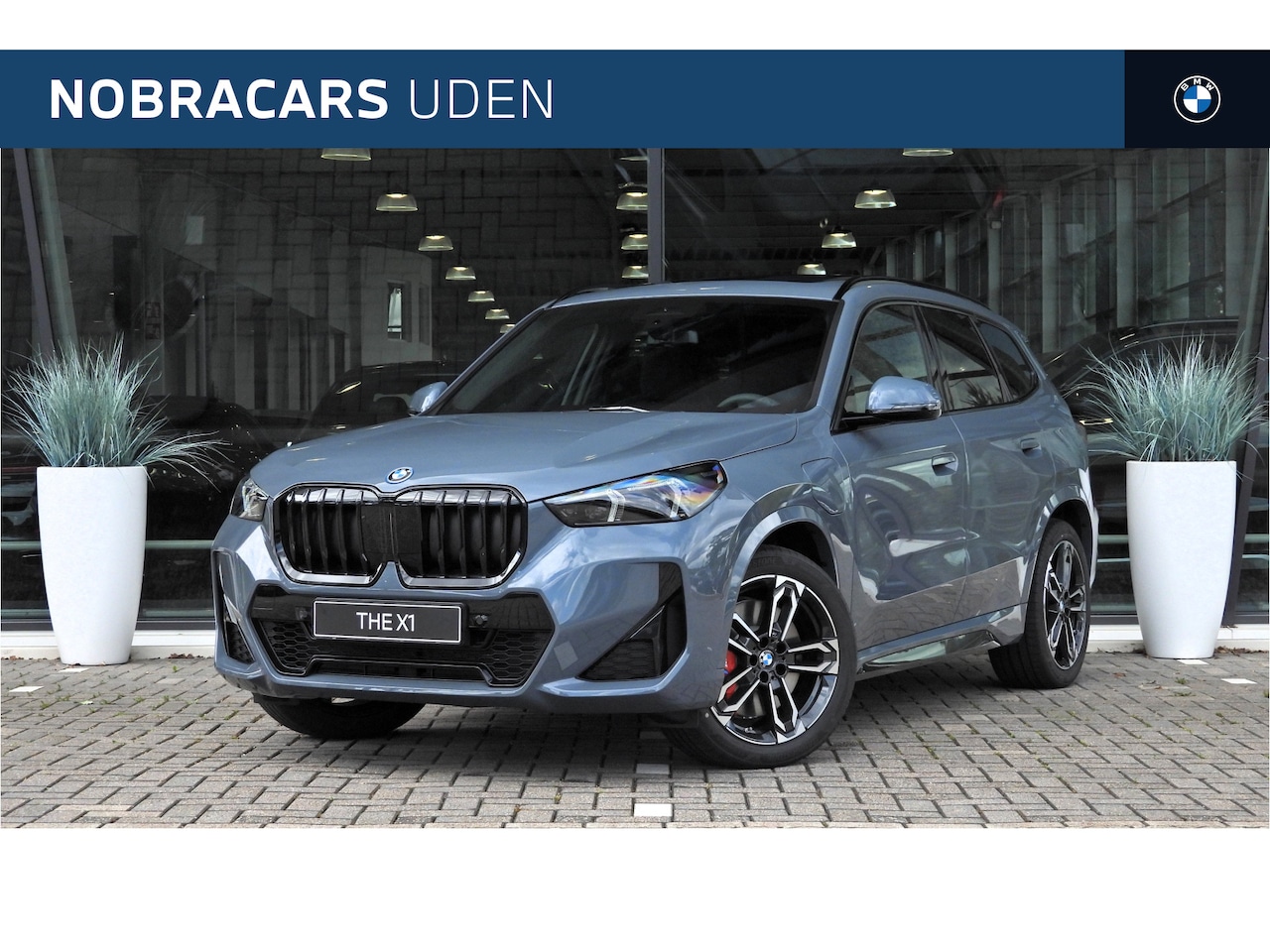 BMW X1 - xDrive25e M Sport Automaat / Panoramadak / Trekhaak / Achteruitrijcamera / Sportstoelen / - AutoWereld.nl
