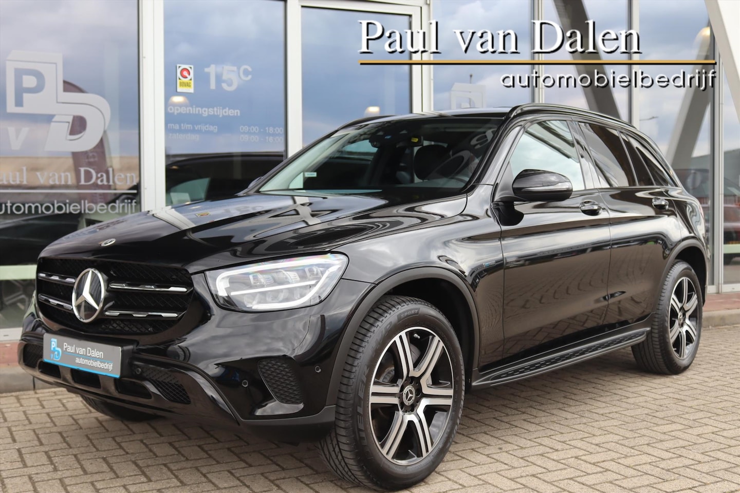 Mercedes-Benz GLC-klasse - GLC300e 320PK 4MATIC AUTOMAAT9 BLACK E.D. Navi | Led | Camera | Sfeerverl. | Stoelverw. | - AutoWereld.nl