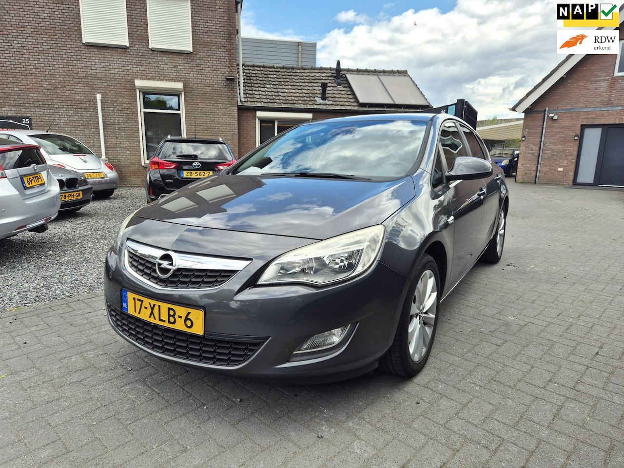 Opel Astra - 1.4 Turbo Anniversary Edition Navigatie Clima Cruise - AutoWereld.nl