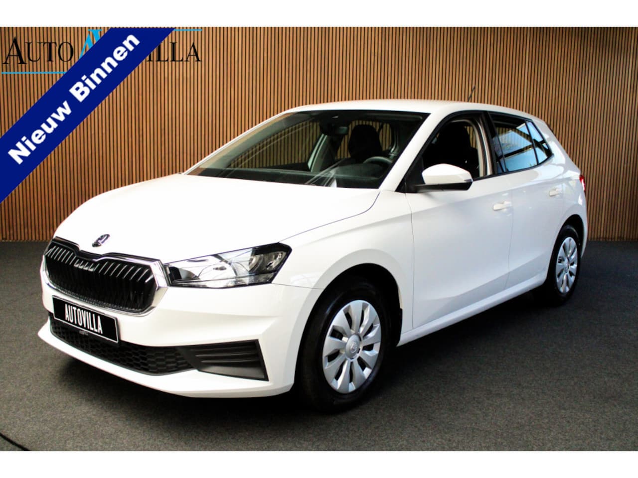 Skoda Fabia - 1.0 Navi Airco Stoelverwarm. PDC Cruise Carplay BTW auto - AutoWereld.nl