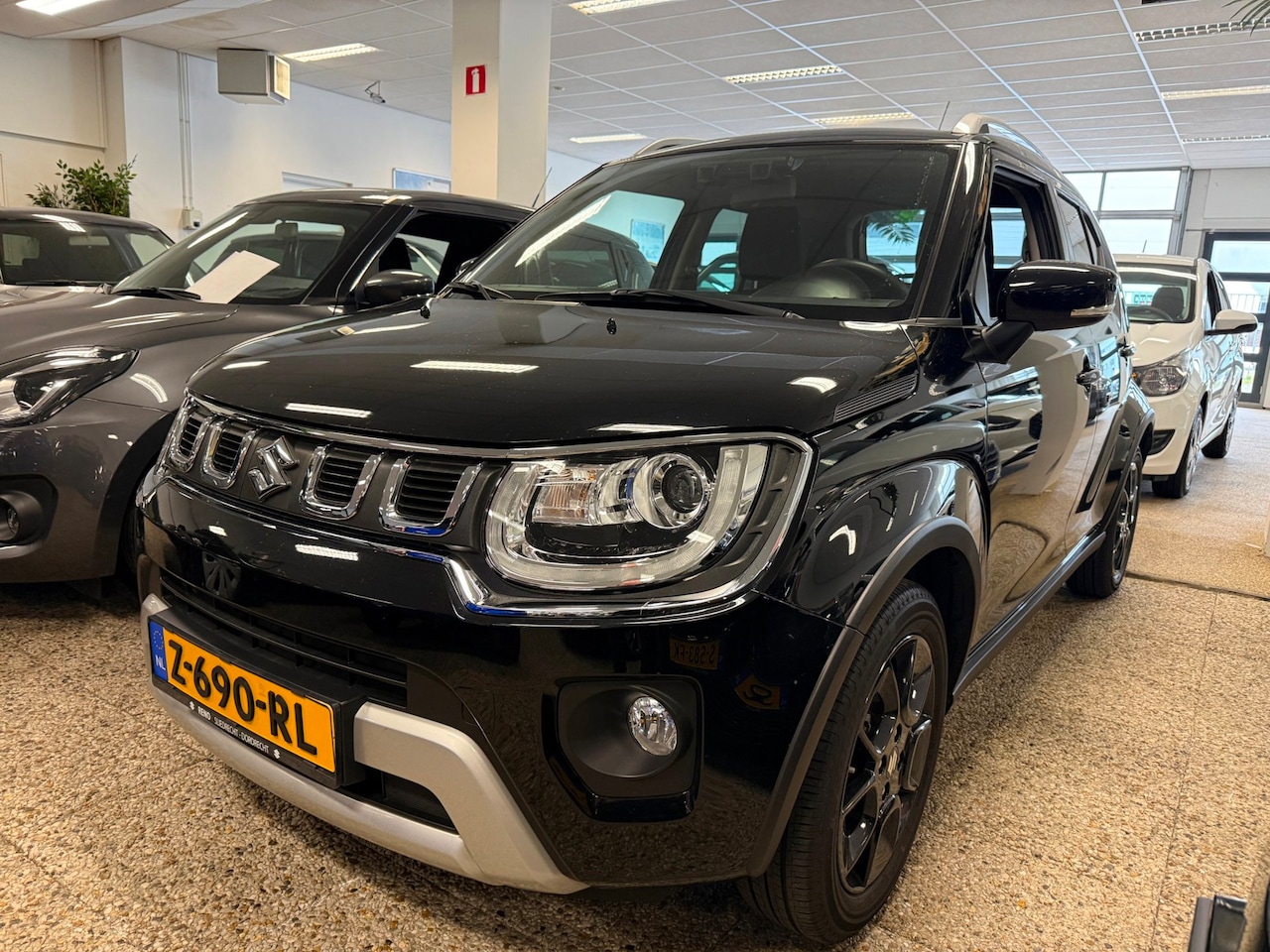 Suzuki Ignis - 1.2 Smart Hybrid Style |Navi |Carplay| Tot 10 jaar garantie!| Camera - AutoWereld.nl