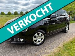 Peugeot 5008 - 1.6 5Persoons Pano|Trekhaak|Goed onderhouden