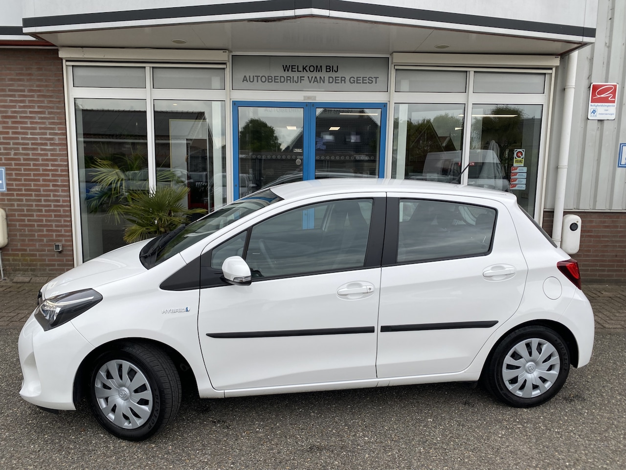 Toyota Yaris - 1.5 Hybrid Aspiration 1.5 Hybrid Aspiration - AutoWereld.nl