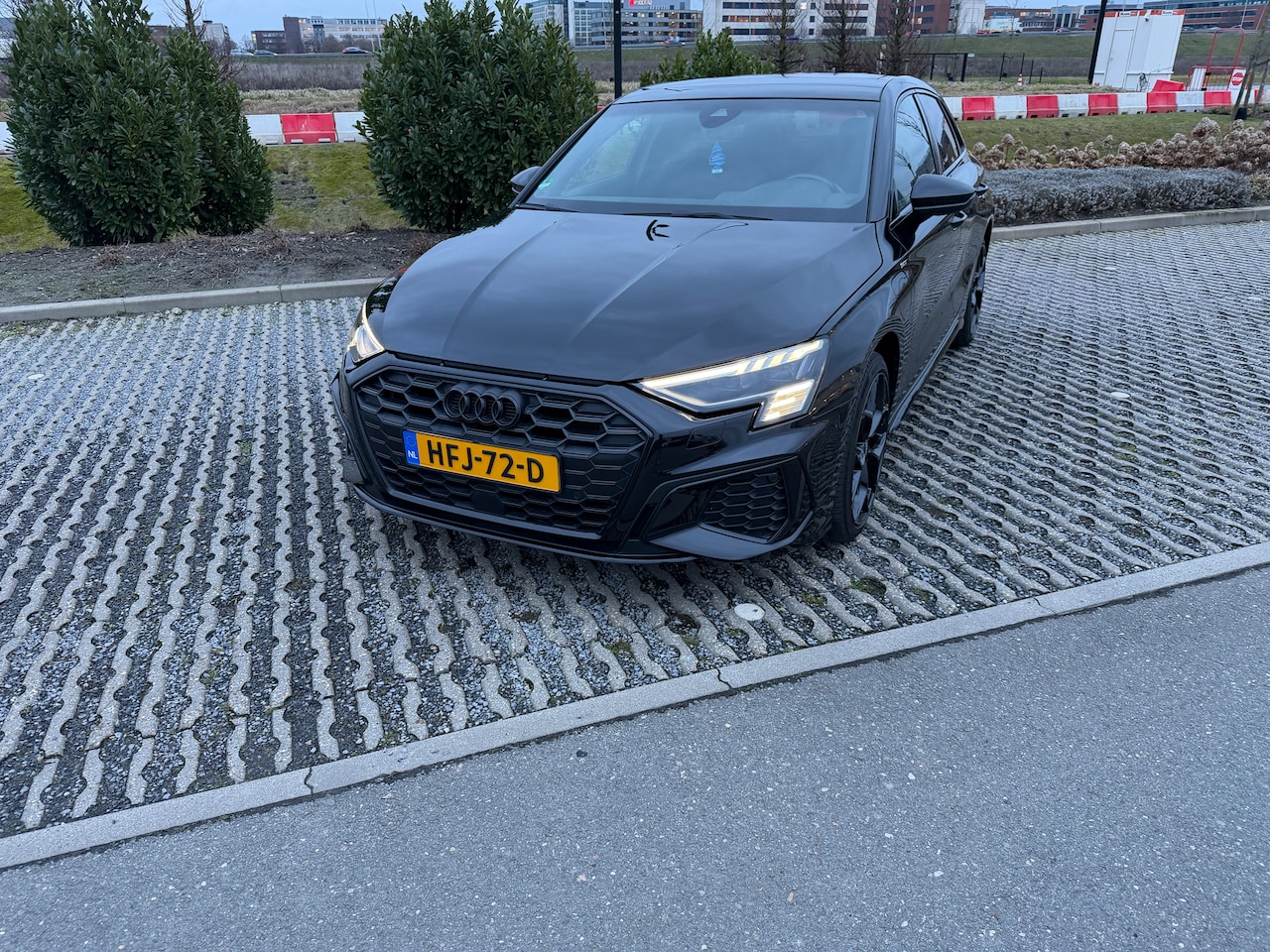 Audi A3 Sportback - 45 TFSI e S edition Competition Sportback 45 TFSI e S edition Competition - AutoWereld.nl
