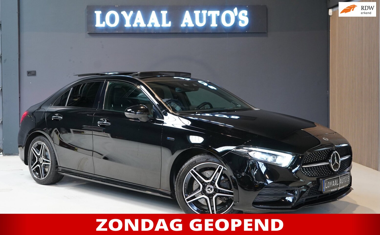 Mercedes-Benz A-klasse - 250 e Premium Plus | 1E EIG | 360 CAMERA | HEADUP DISP. | SFEERVERLICHTING | PANO | APK. - AutoWereld.nl