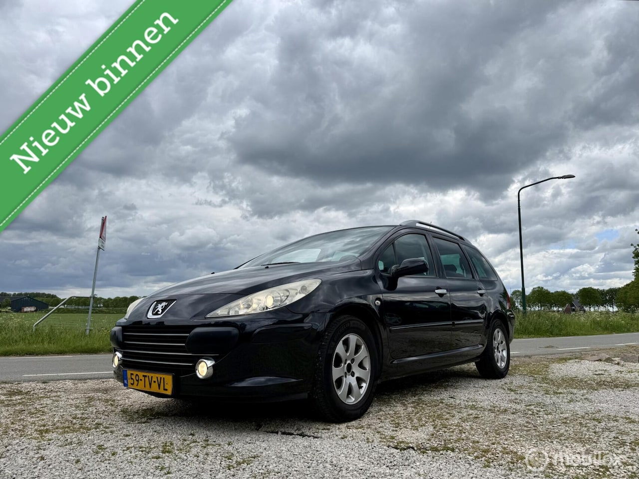 Peugeot 307 SW - 1.6-16V Pack 1.6-16V Pack, BJ 2007, Pano, Airco, 6 Prs - AutoWereld.nl