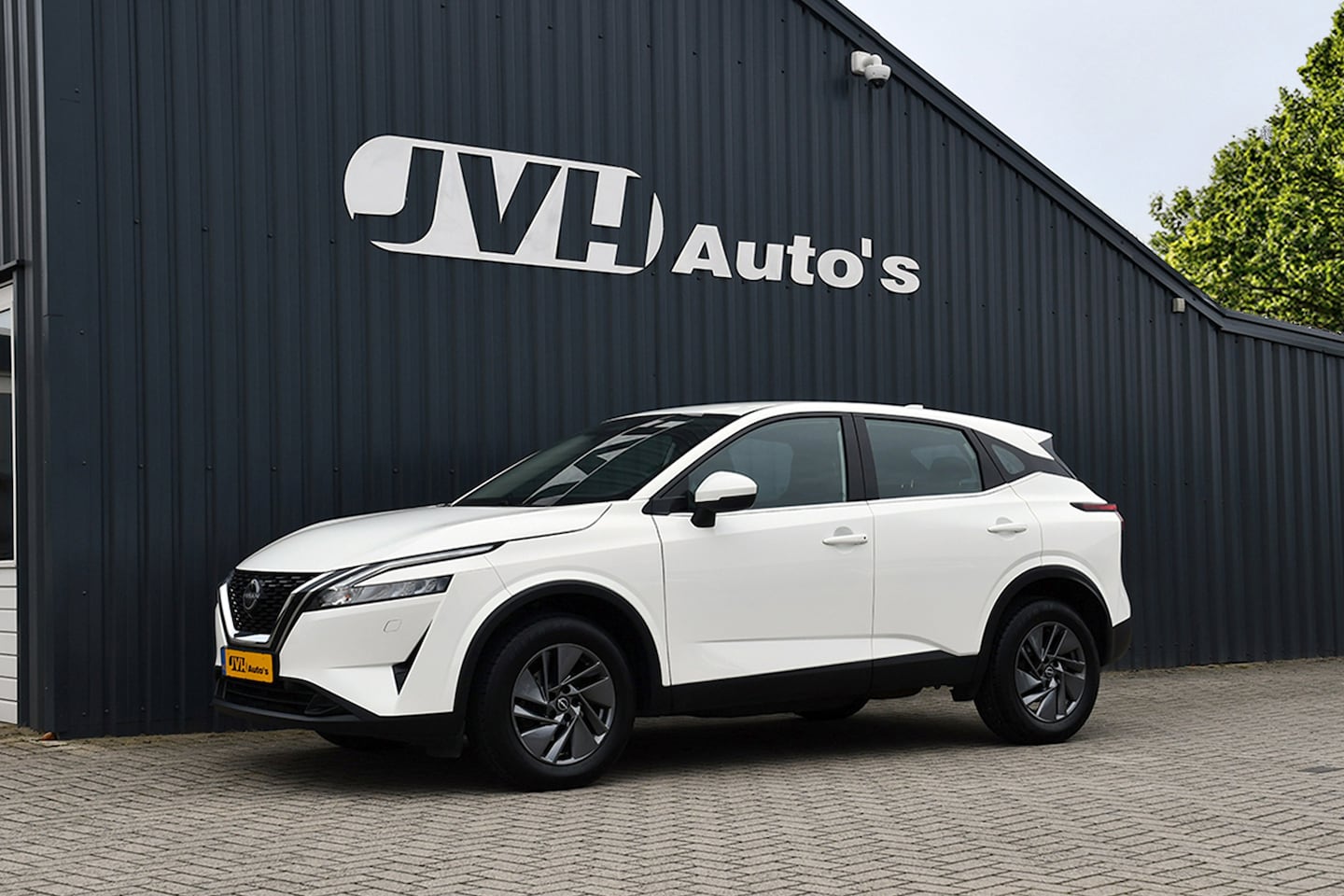 Nissan Qashqai - 1.3 MHEV Acenta 02-2024 | BTW | Keyless | Cam | AppleCarPlay | 17" - AutoWereld.nl