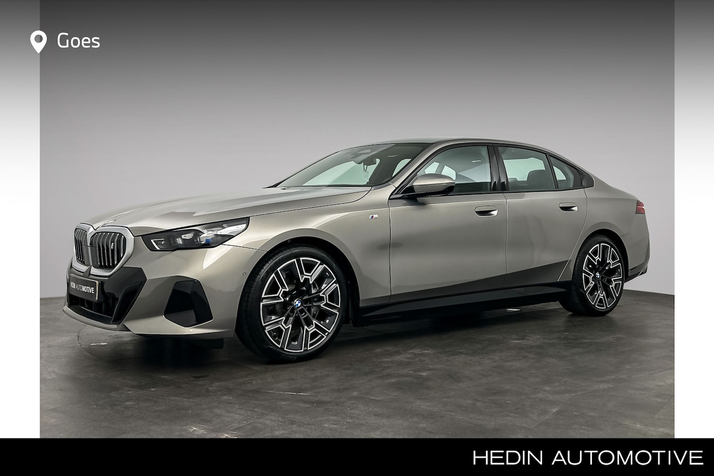 BMW i5 - eDrive40 M Sport Edition 84 kWh | M-Sport | Trekhaak | Innovation Pack | Travel Pack | Com - AutoWereld.nl