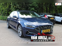 Hyundai i30 Fastback - 1.5 T-GDi MHEV Premium Sky Fastback, Full Options