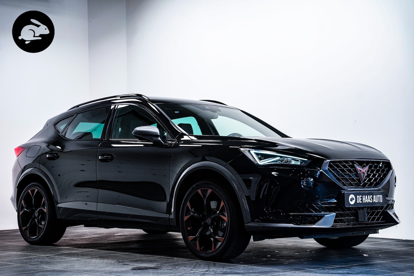 CUPRA Formentor - 1.4 e-Hybrid Black Edition|Pano dak|Trekhaak|19 inch - AutoWereld.nl