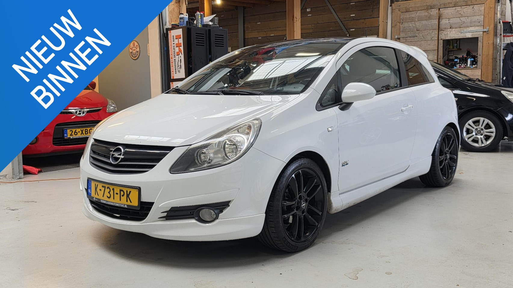 Opel Corsa - 1.4-16V OPC Line Navi, Carplay, 17" LMV, Sportstoelen, ..... - AutoWereld.nl