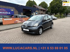 Toyota Aygo - 1.0-12V AIRCO + NIEUWE APK