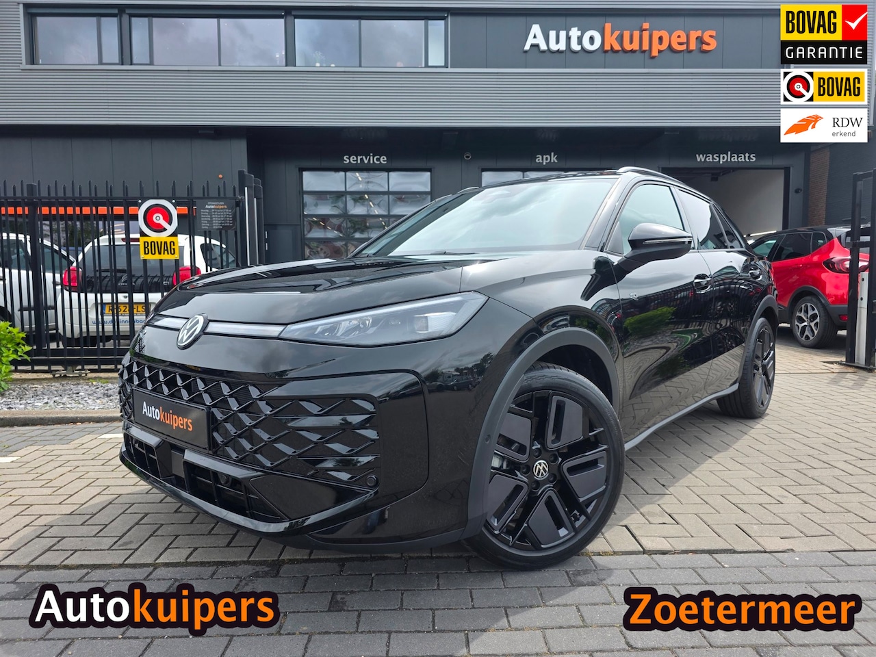 Volkswagen T-Roc - 1.5 eTsi R-Line First Edition | 2026 MODEL! | NIEUW BINNEN | MHEV | DSG | - AutoWereld.nl
