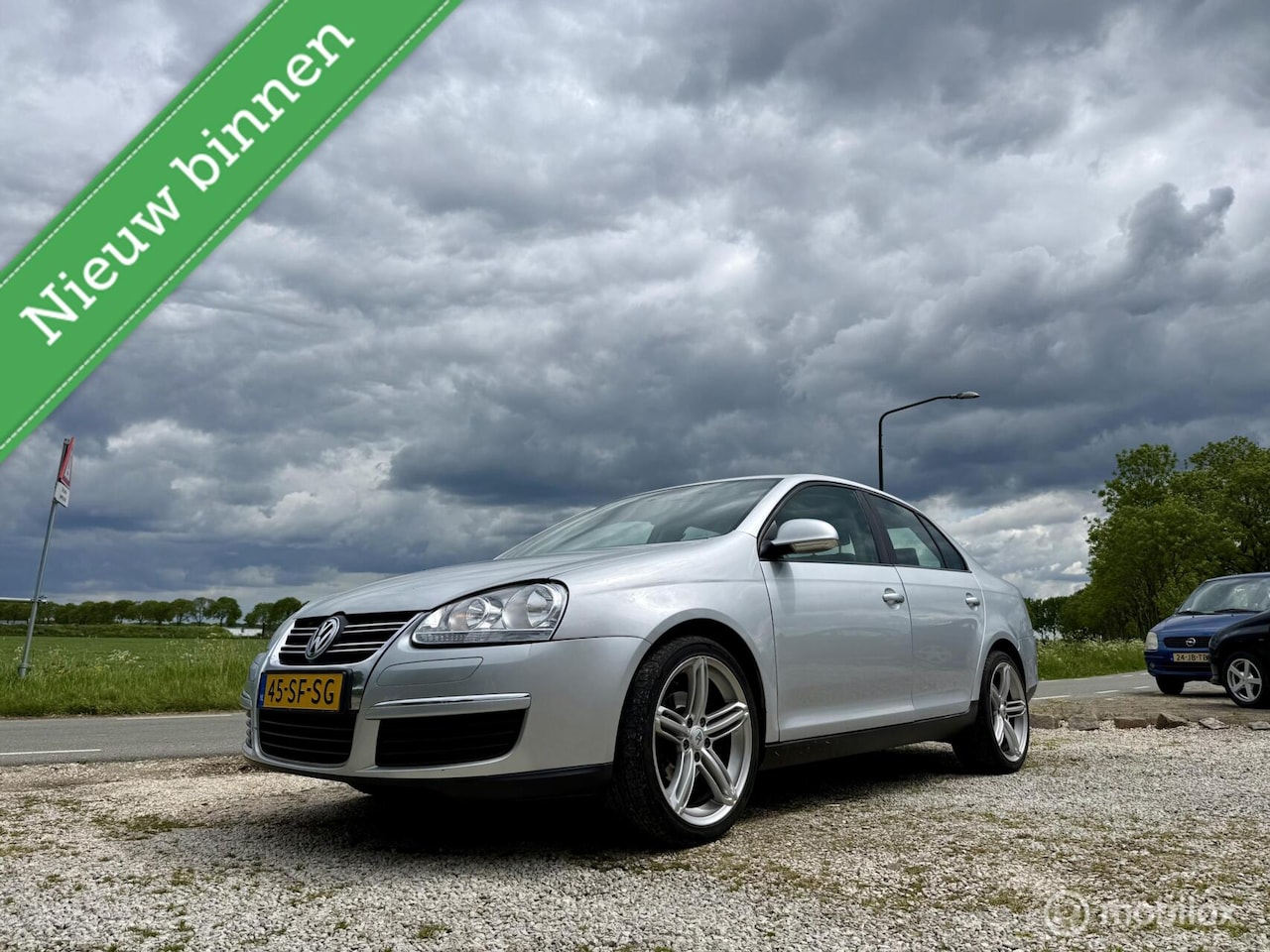 Volkswagen Jetta - 1.6 FSI Comfort, BJ 2006, Airco, 18Inch LMV - AutoWereld.nl