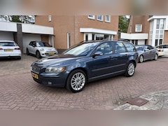 Volvo V50 - 2.4 Momentum CLIMA TRKHK CRUISE CTRL