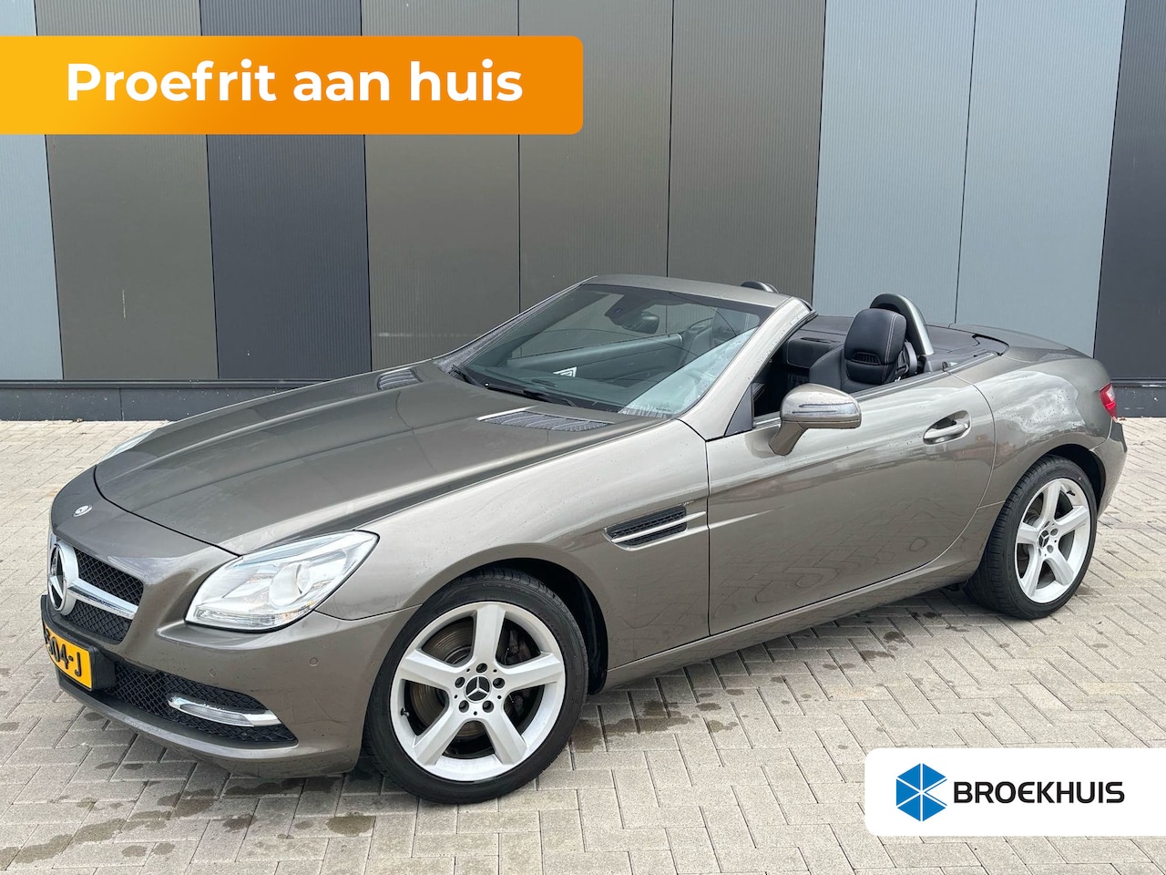 Mercedes-Benz SLK-klasse - 250 Lederen Bekleding | Airscarf | Stoelverwarming | 18" Lichtmetaal | Navigatie | Cruise - AutoWereld.nl