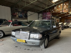 Mercedes-Benz S-klasse - Belastingvrij is 280se op kenteken maar is geheel model 1988 met 300se motor. 2 stuks in e