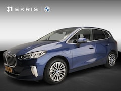 BMW 2-serie Active Tourer - 225e xDrive | LED | Navigatie | Trekhaak | Chrome line | Sportstoelen | DAB | Harman-kardo