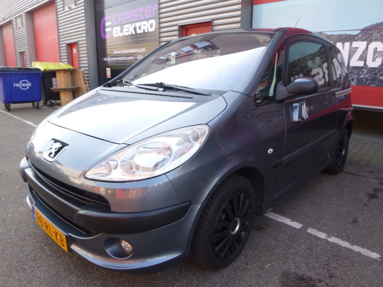 Peugeot 1007 - 1.6 Gentry,AUTOMAAT,AIRCO,CRUISE,trekh. - AutoWereld.nl