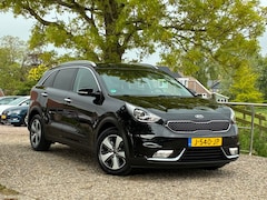 Kia Niro - 1.6 GDi Hybrid BusinessLine | Camera + Carplay + Stuur/Stoel vrw. Nu €10.975,