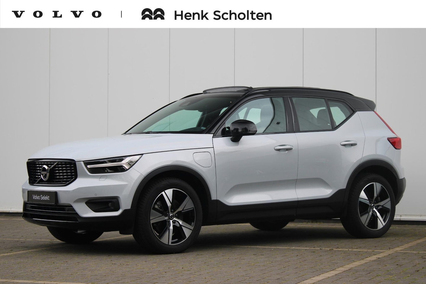 Volvo XC40 - T5 263PK Recharge R-Design | Adaptive Cruise & Pilot Assist | Power Seats incl. Memory | P - AutoWereld.nl