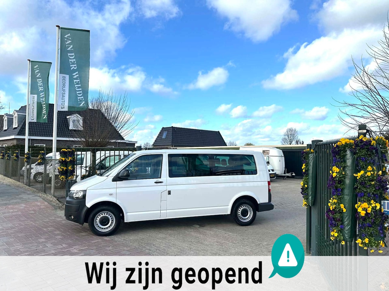 Volkswagen Transporter Kombi - 2.0 TDI L2H1 BlueMotion 3 + 3 + 3 Opstelling Marge - AutoWereld.nl