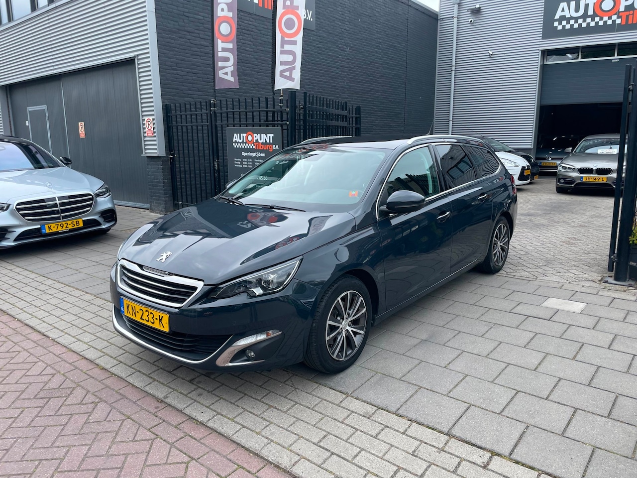 Peugeot 308 SW - 1.2 PureTech Allure 2e Eigenaar! Trekhaak Airco NAP APK - AutoWereld.nl