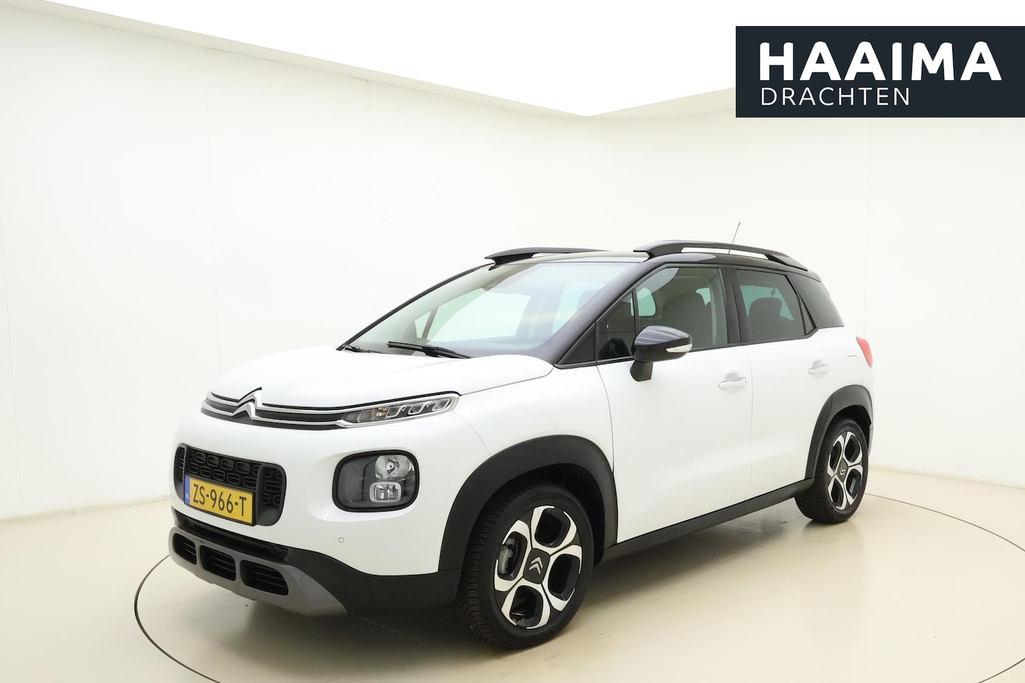 Citroën C3 Aircross - 1.2T S&S Shine | 110pk | Automaat | Navigatie | Camera | Climate Control | 17'' Lichtmetal - AutoWereld.nl