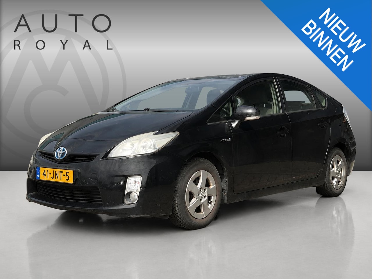Toyota Prius - 1.8 Comfort HEAD-UP DISPLAY | AIRCO | CRUISE-CONTROL | ELEKTRISCHE RAMEN | RADIO | - AutoWereld.nl